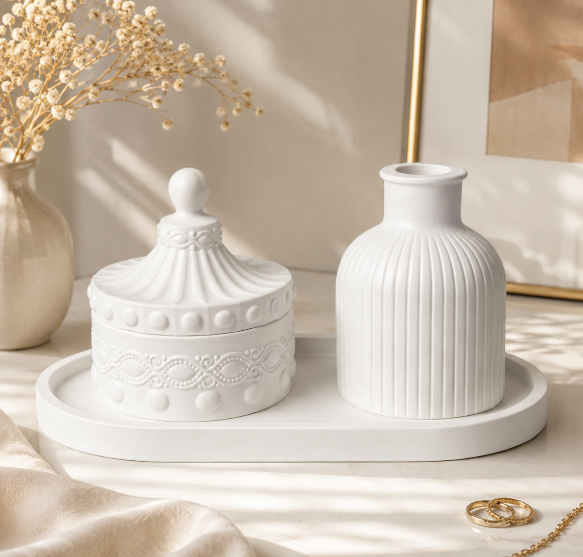 Aesthetic 3-Piece Home Decor Set – Oval Tray, Mini Vase & Storage Box