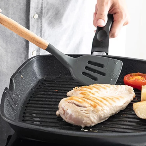 12-Piece Silicone Cooking Utensils Set – Heat-Resistant Kitchen Tool Set