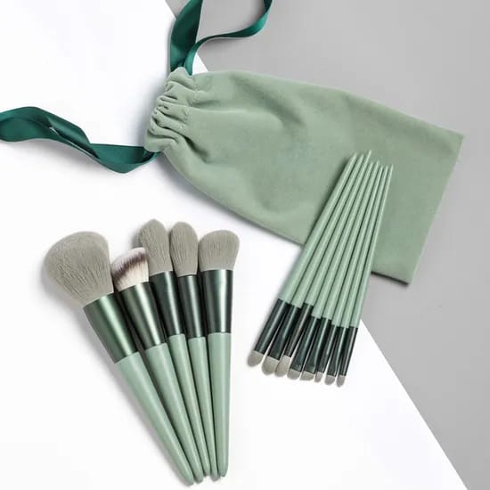 13-Piece Makeup Brush Set with Storage Pouch – Soft Bristle Makeup Brushes